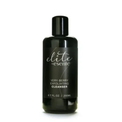 Exfoliating facial cleanser for smooth skin