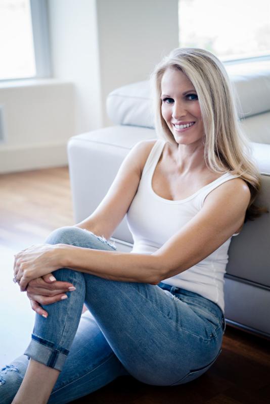 Victoria Nash, founder of Esenté Skincare